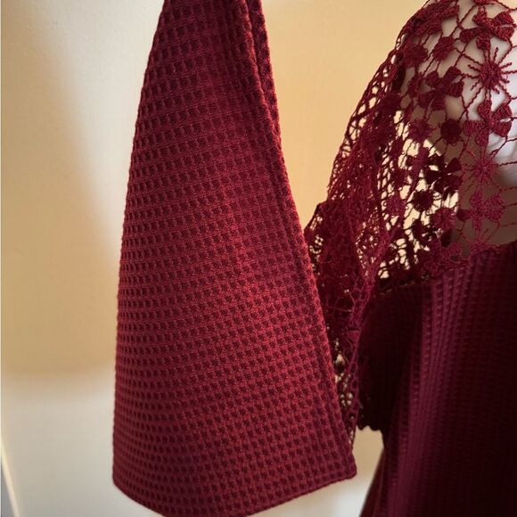 Cardigan top In Burgandy color size XL NWOT - Picture 3 of 10